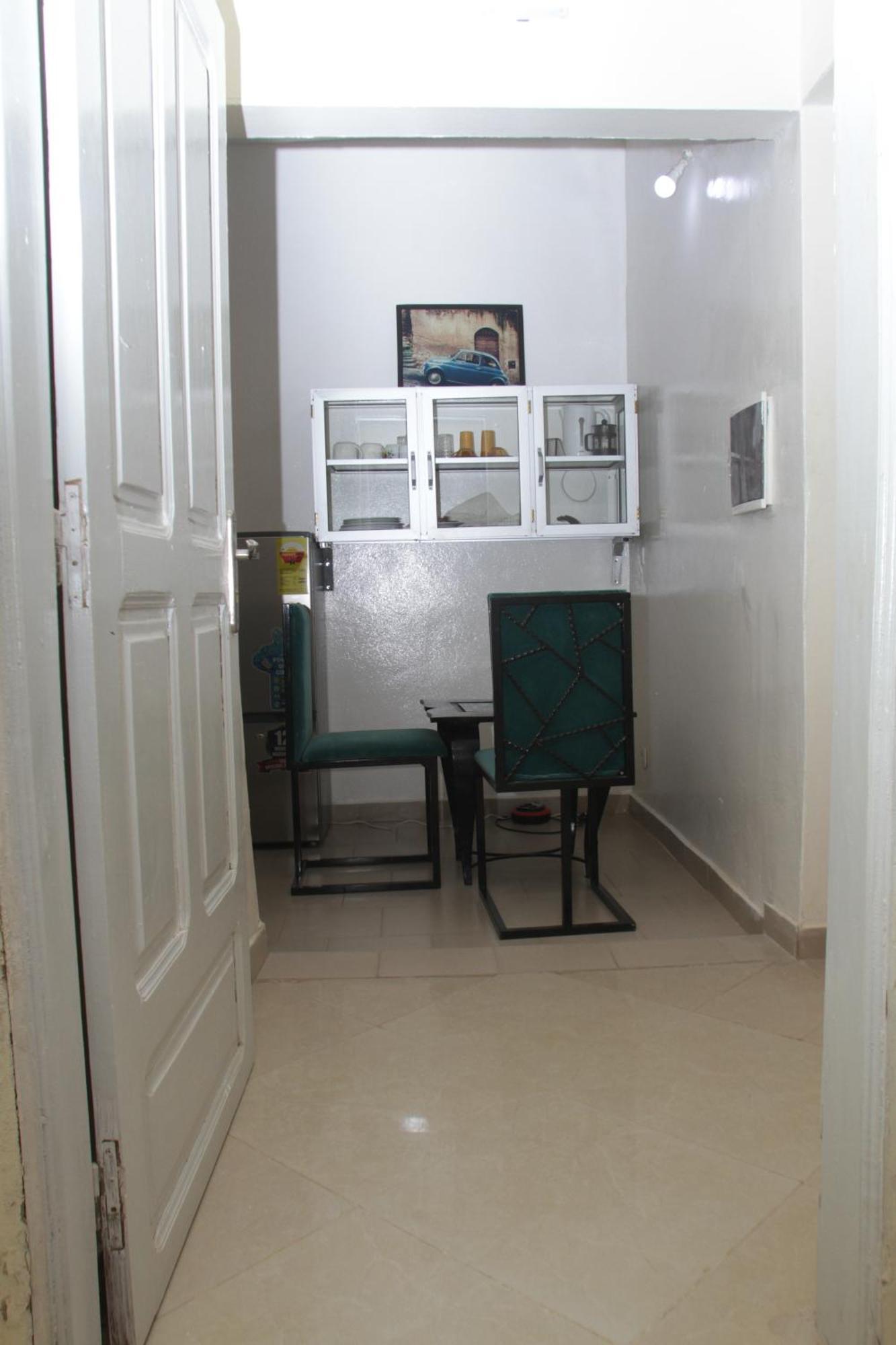 Apartamento "La Coquille", Joli Loft, Moderne, Propre, Sur Et Calme Au Coeur De Saly Exterior foto